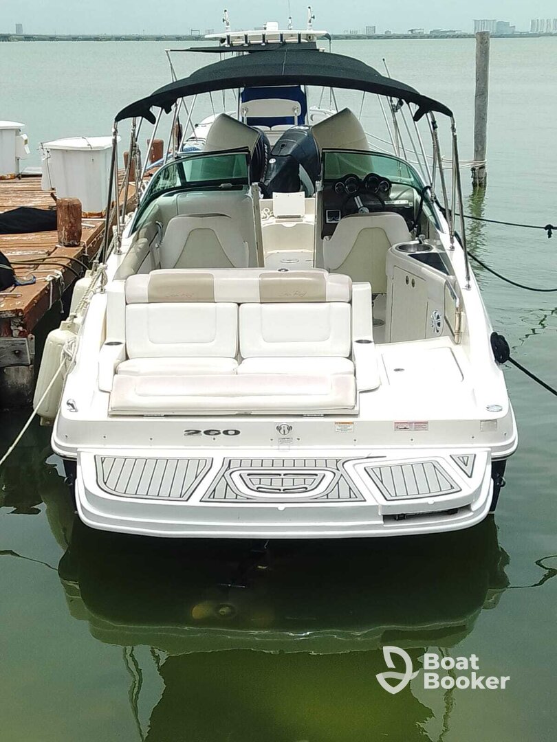 26ft Sea Ray Sundeck for up to 6 guest!
