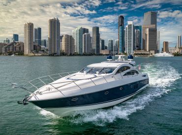 Fun Club Yacht Charters Sunseeker