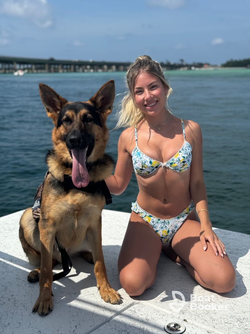 Bluewater Pontoon Charters/Just a Splash