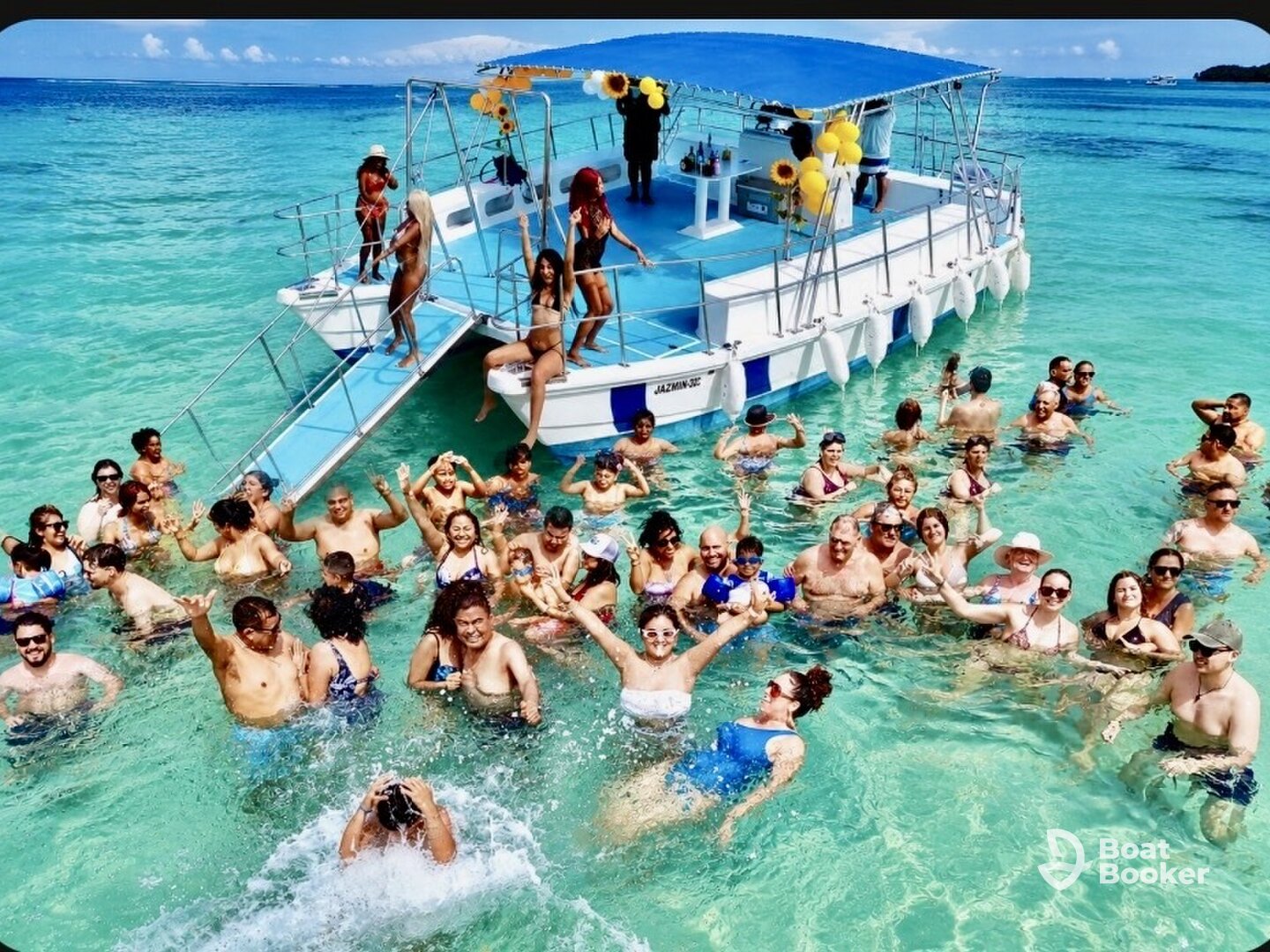 5-Star Boat Cruise: Captain & Crew Included