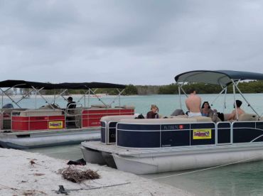 Lagoon Pontoons of Saint Pete Beach