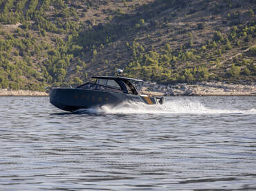 Afitat Boat Rentals - Colnago 35 OPEN