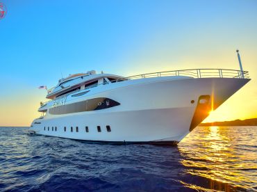 Bella Liveaboard - MY ERINY