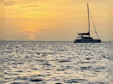 Belize Sailing Vacations – 45' Leopard