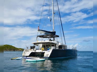 Belize Sailing Vacations – 52' Lagoon