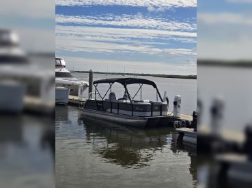 J Hook Charters – Bentley Elite 22 Pontoon
