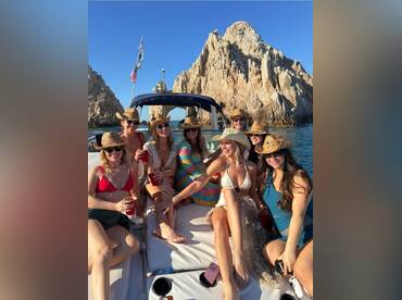 ⭐ Sweetie Pie | Private Yacht Cabo