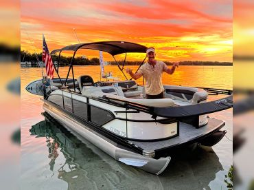 Sun & Fun Large Group Pontoon + Add-on Boats