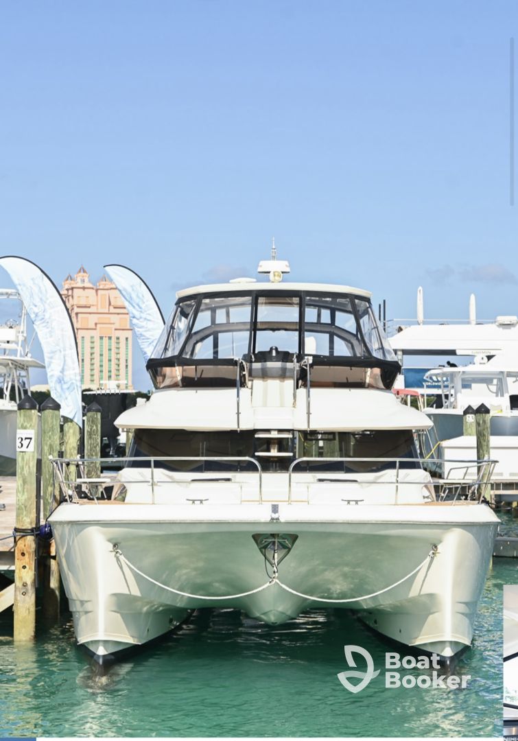 Island Yachts – Beach Boomer I