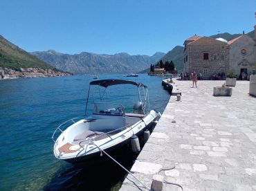 Akruvium Speed Boat Tours
