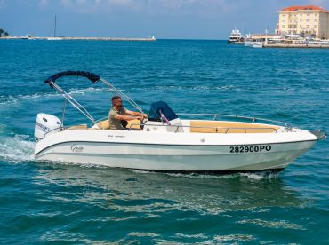 Rent a Boat Parenzo