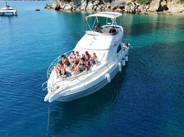 Cruises & Boat Rentals