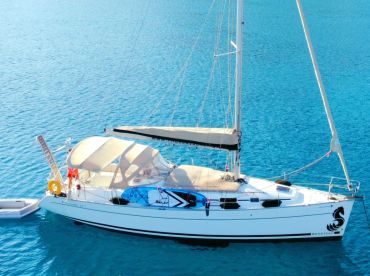Private sailing  to Anthony Quinn-Kallithea.