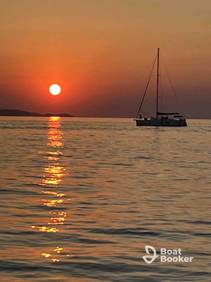Private small group sunset Sailing trip
