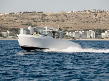 Private Yachting Experience Aboard Alena