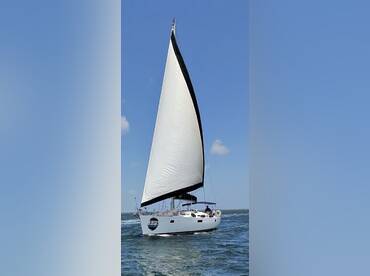 Blue Sky Sailing, Splendour in the Wind