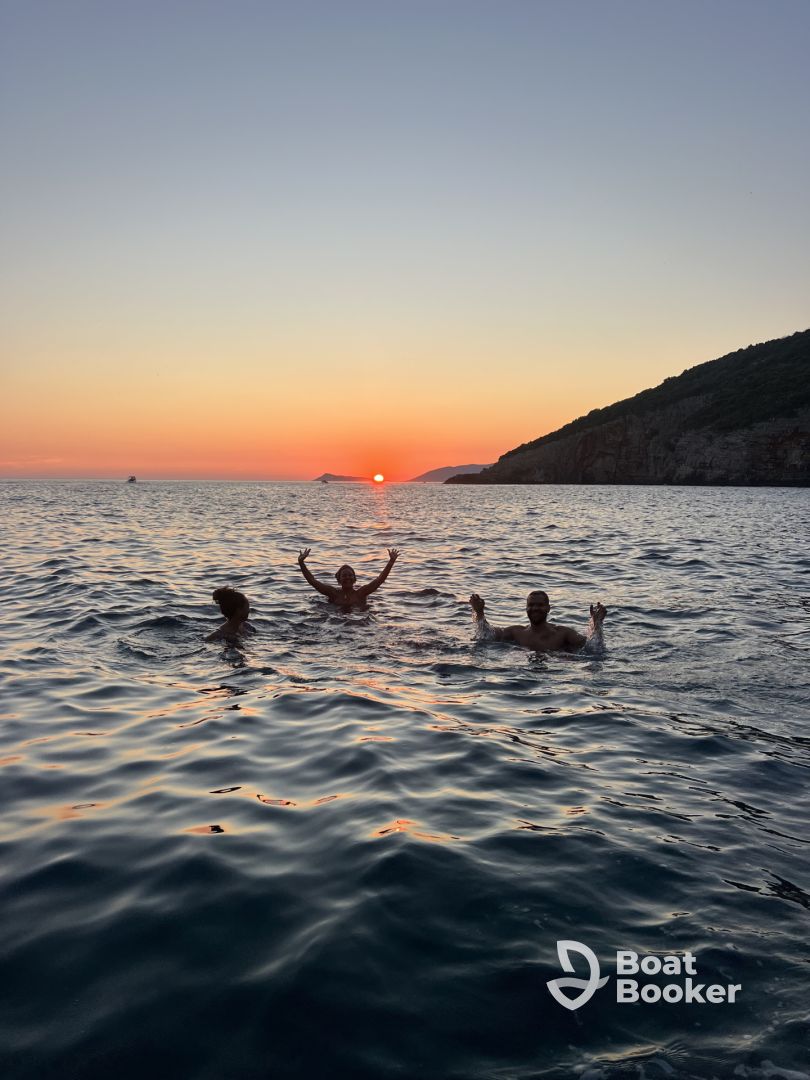 Prestige Speedboat Tours