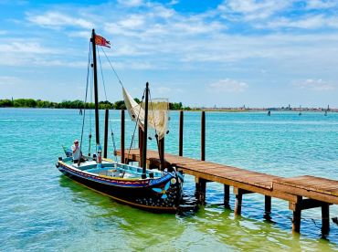 Around Venice Tours – Classic Boat Tour