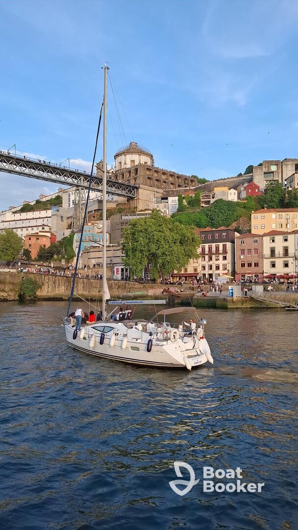 Porto by Sea: Intimate Sunset & Port Wine