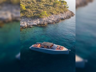 Axiom Yachting Hvar – 45’ Van Dutch Style