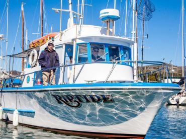 Riptide Charters Whale Watching & Eco Tours