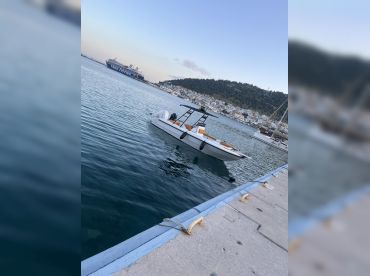 Nautica Speed Boats