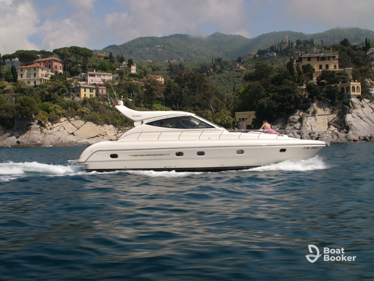 Lux Yacht Charter di A. Stagnaro