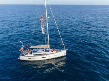 Maco Yacht – Dufour 410