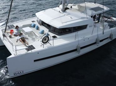 Sailing Malea