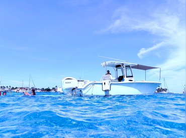Palm Beach Boat Tours – Female Captain!
