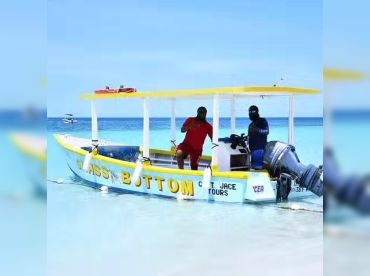 Captain Jace Allen – Glass Bottom Boat