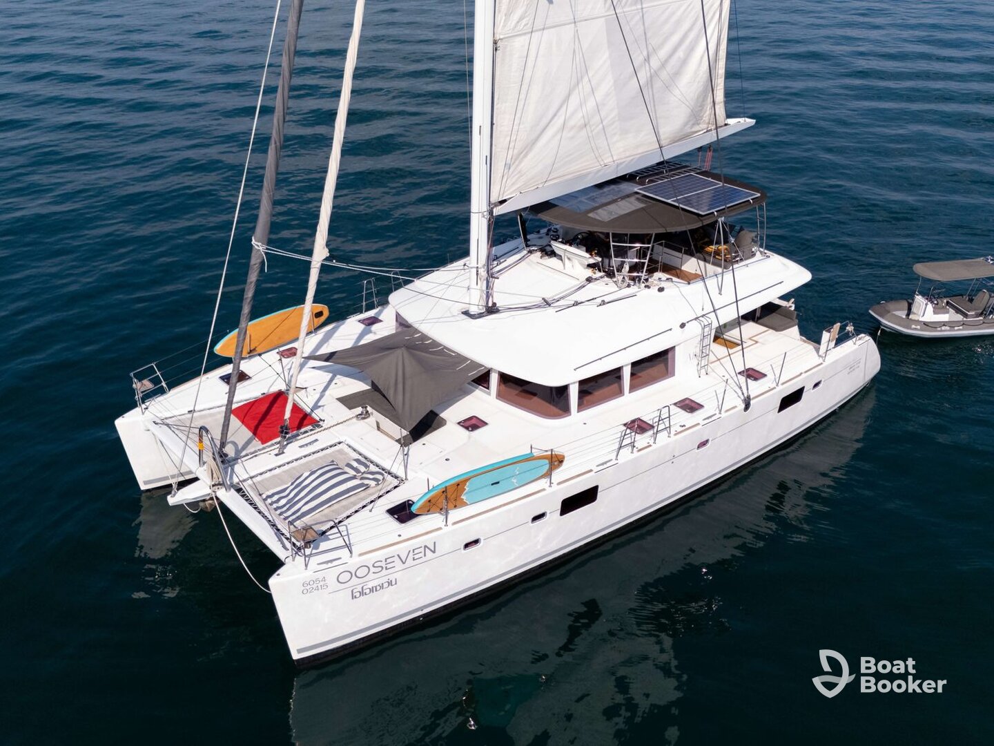 56ft Luxury Sailing Catamaran - OOSEVEN