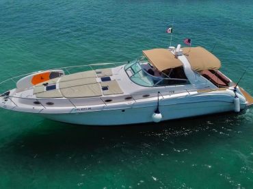 Playacht Private Yacht Rentals – Sundancer
