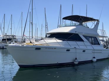 Big Betty – Private Motor Yacht
