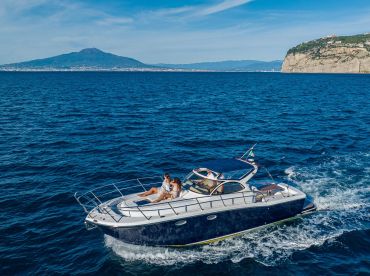 Limoncello Charters –  Private Boat Tours