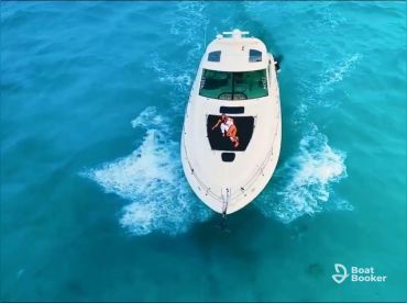 Yacht World Cancún