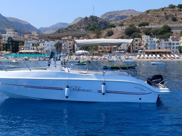 Blumax 23 (By Sicily Watersports)