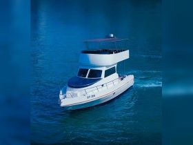 INNAYA 43-Foot Yacht Luxury Charters in Dubai