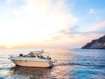 Private Yacht Cruise with BBQ Food and Drinks
