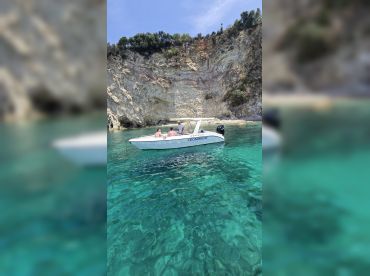 Leonardo Boat Tours