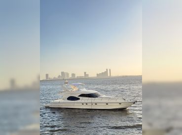 Yacht X Charter