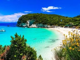 Vrika beach