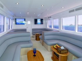 Arriva 7, semi-luxury boat interior
