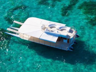 Sanael Weddings Boat