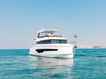 Sky Walker Yachts – C-62