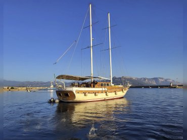 Yacht Boutique SRL – Victoria