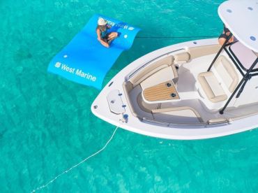 Tropical Water Adventure – Island Hopping