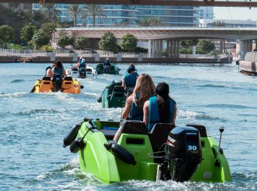 Bayside Water Rides – Self-Drive Speedboat
