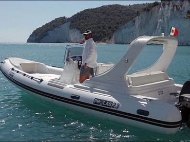 Suncat Malta Charters – Comino Adventure