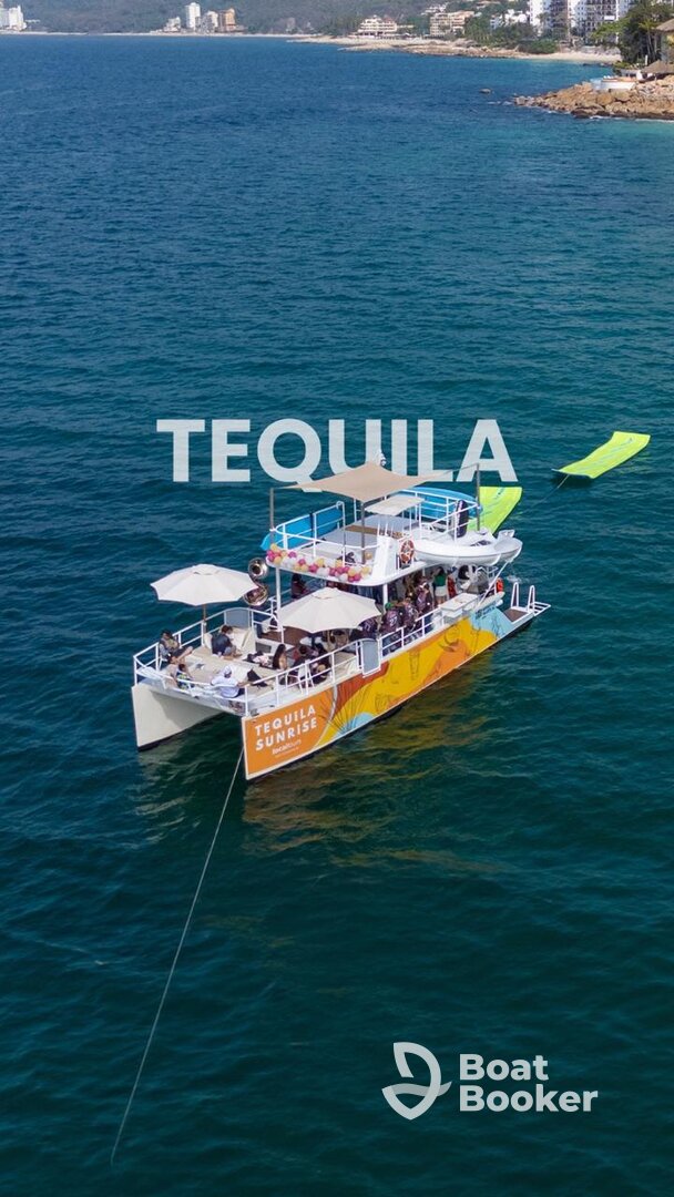 Local Tours – Catamaran Tequila Sunrise